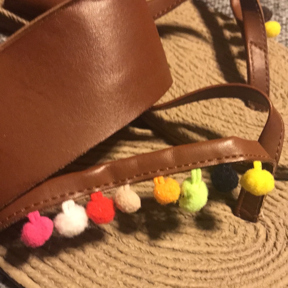 Mia Kelly Sandals - Picture 4 of 6
